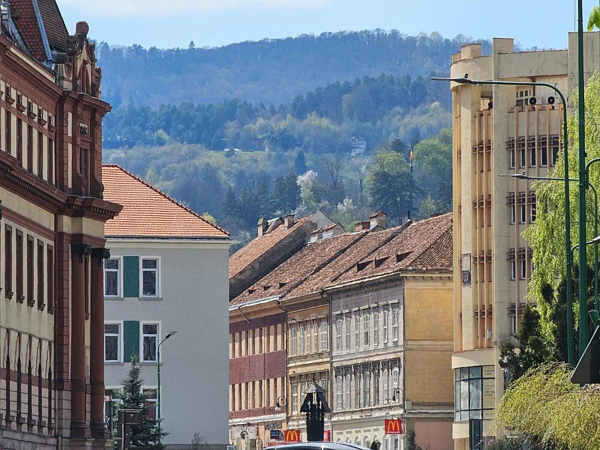 Marigold Boutique Apartment Brasov Luaran gambar